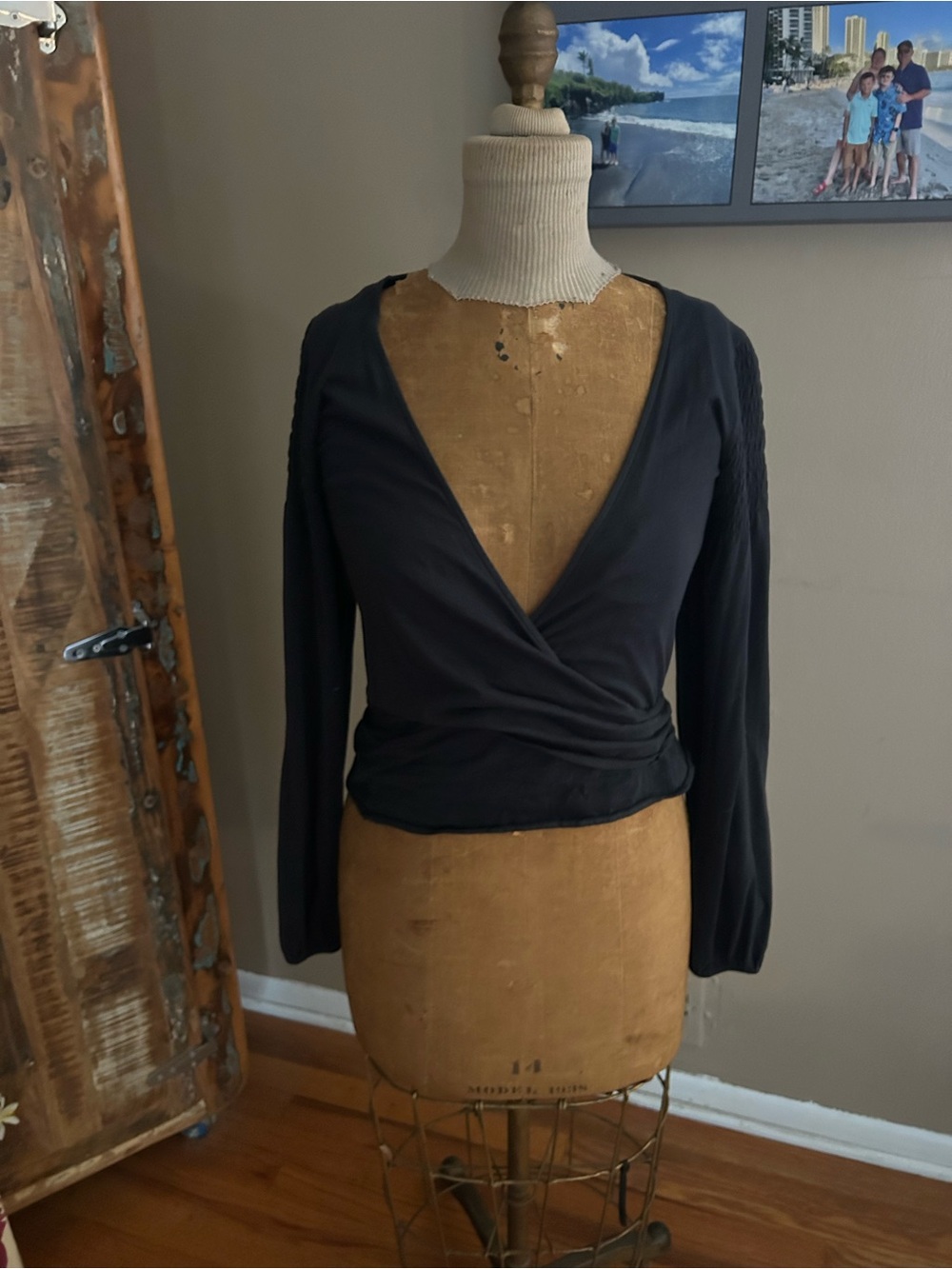 Theory Black Long-Sleeve Wrap Ballet Top Soft Cotton/Spandex | Size Small